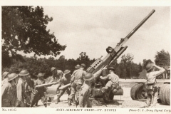 Anti-aircraft gun and crew Fort Eustis VA