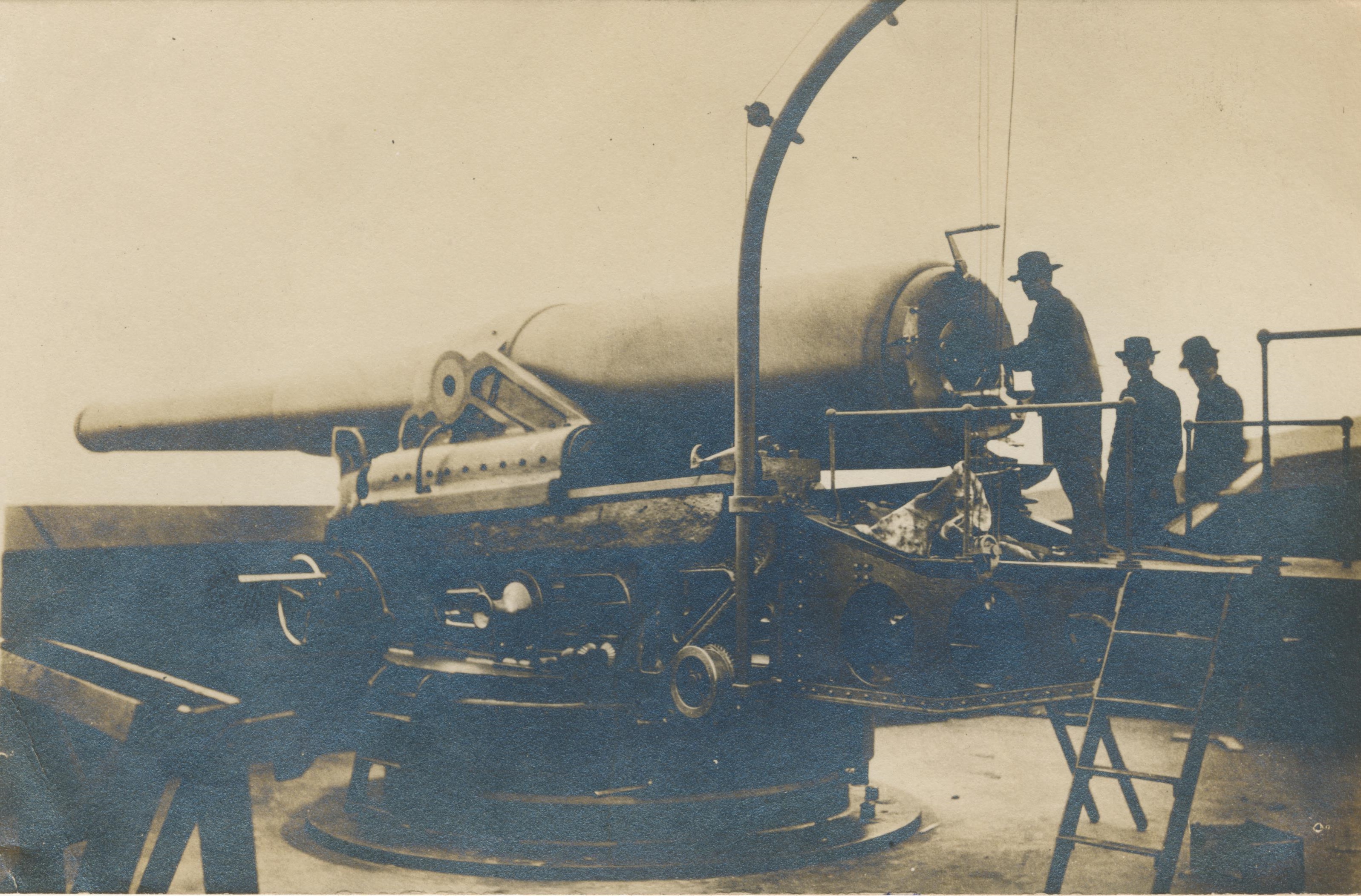 Barbette gun 3