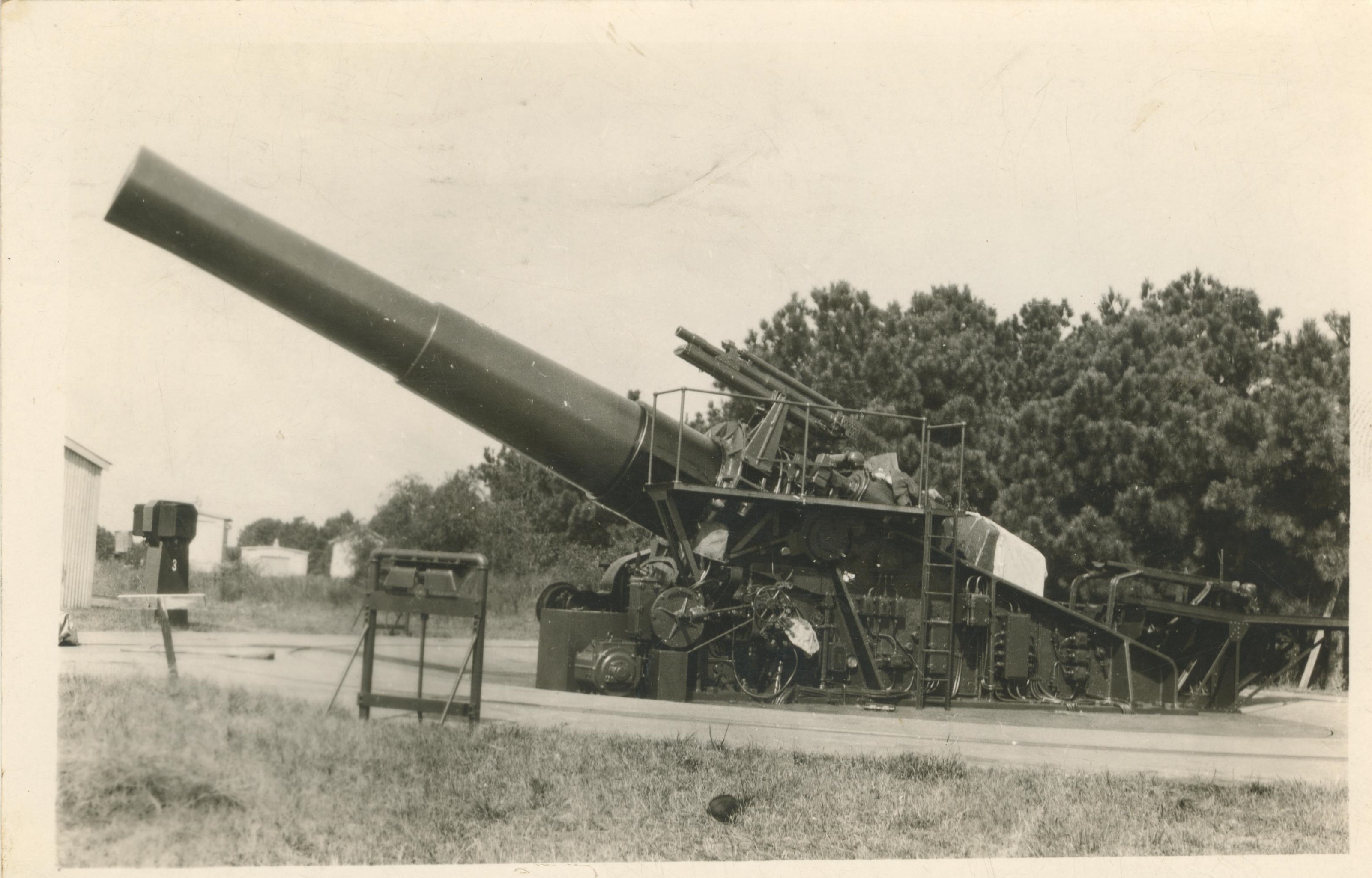Post Marked Fort Monroe 1932 states photo is 16 inch gun