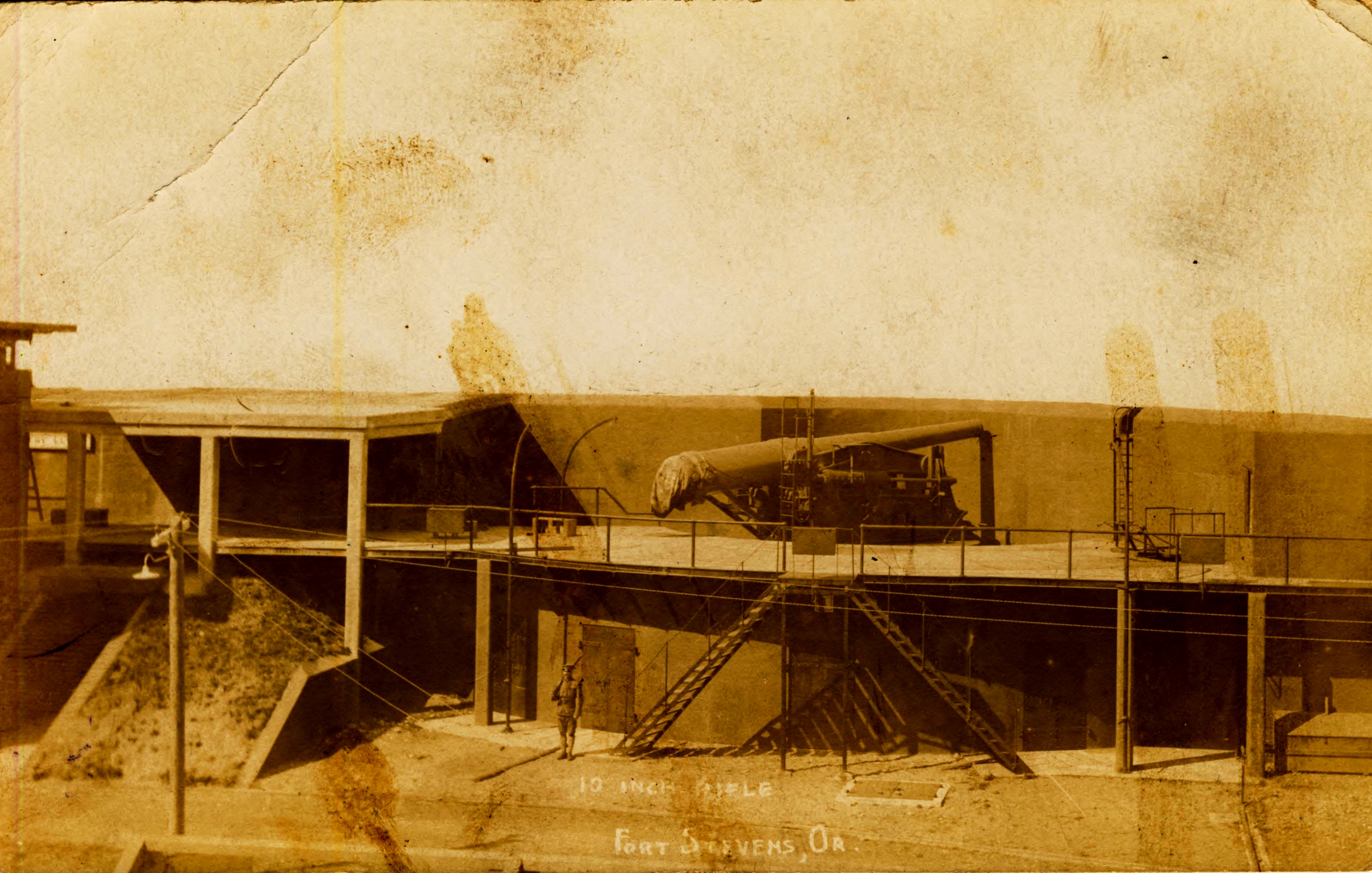 10 Inch Rifle Fort Stevens OR View of Battery Walker