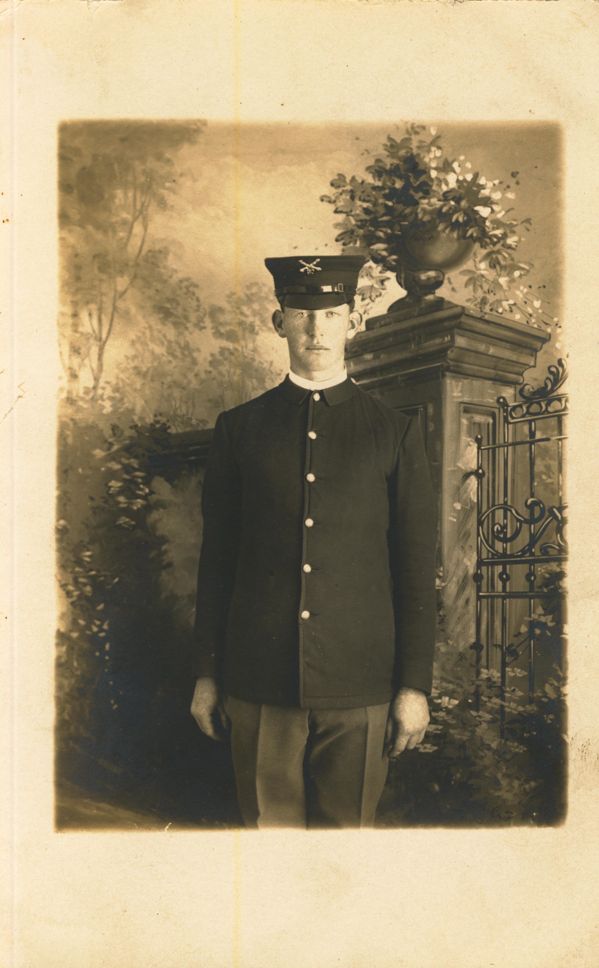 On back Harry H. Siler 30th Co. C.A.C. Fort Worden Wash.
