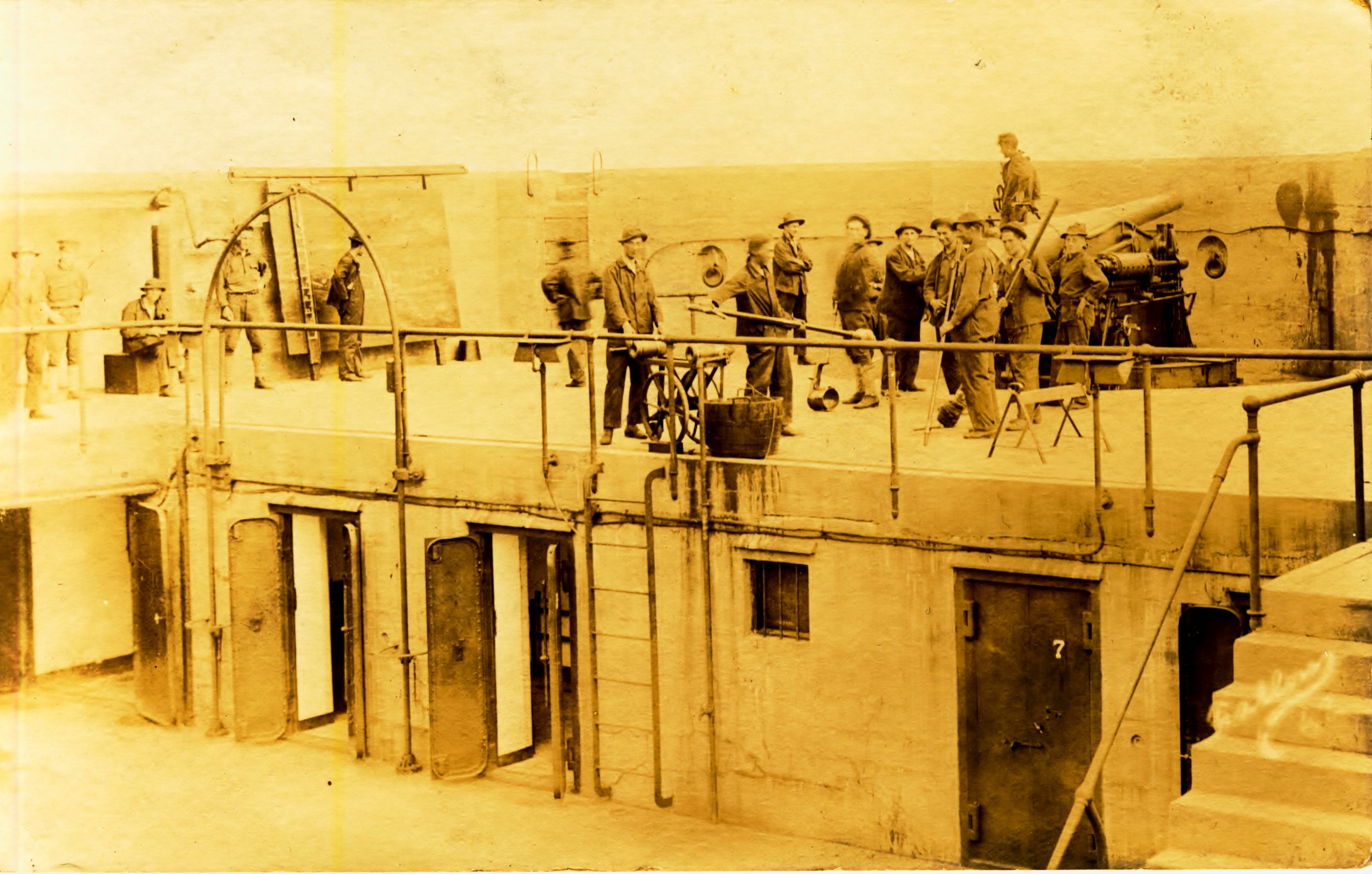 6 inch disappearing gun photo by Fallon