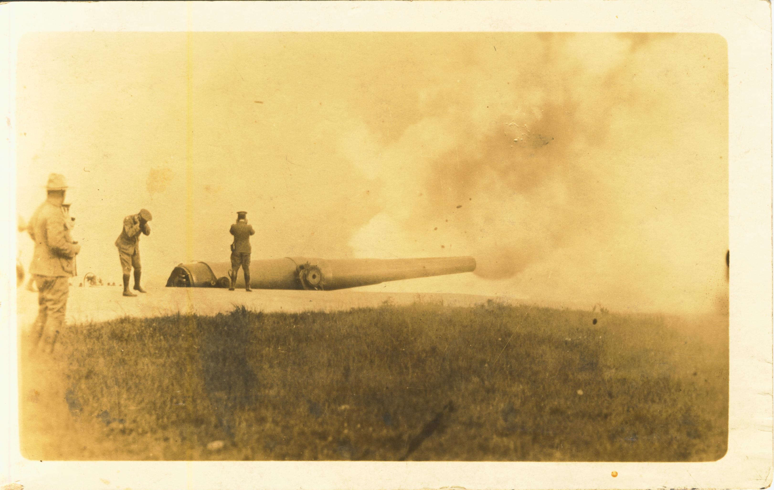 Written on back Fort Rodman Apr 27 1916