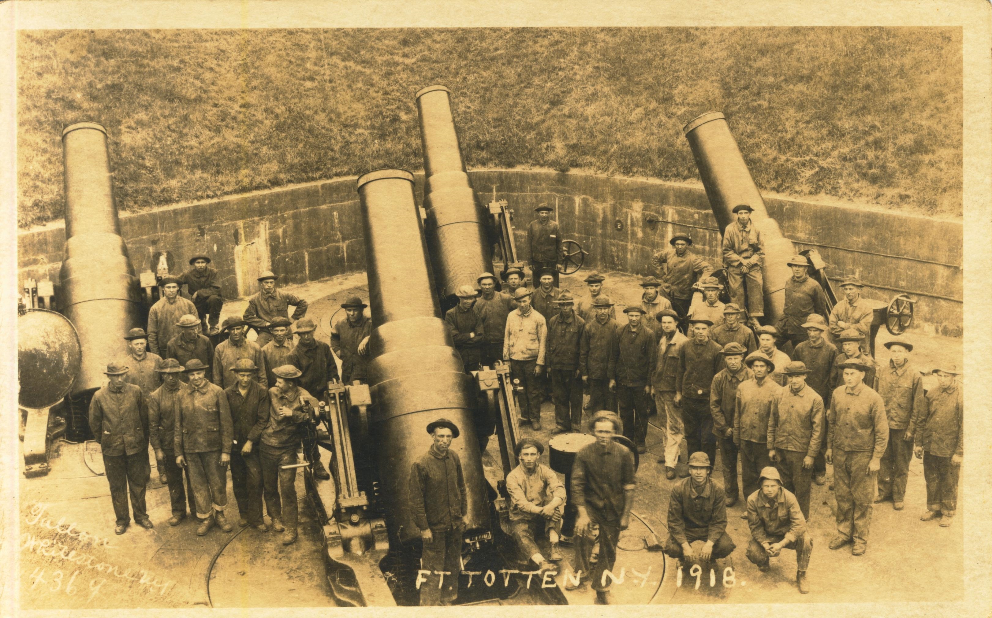 Fort Totten 1918 photo by Fallon