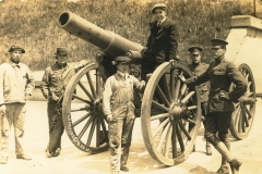 Art Smith on siege gun