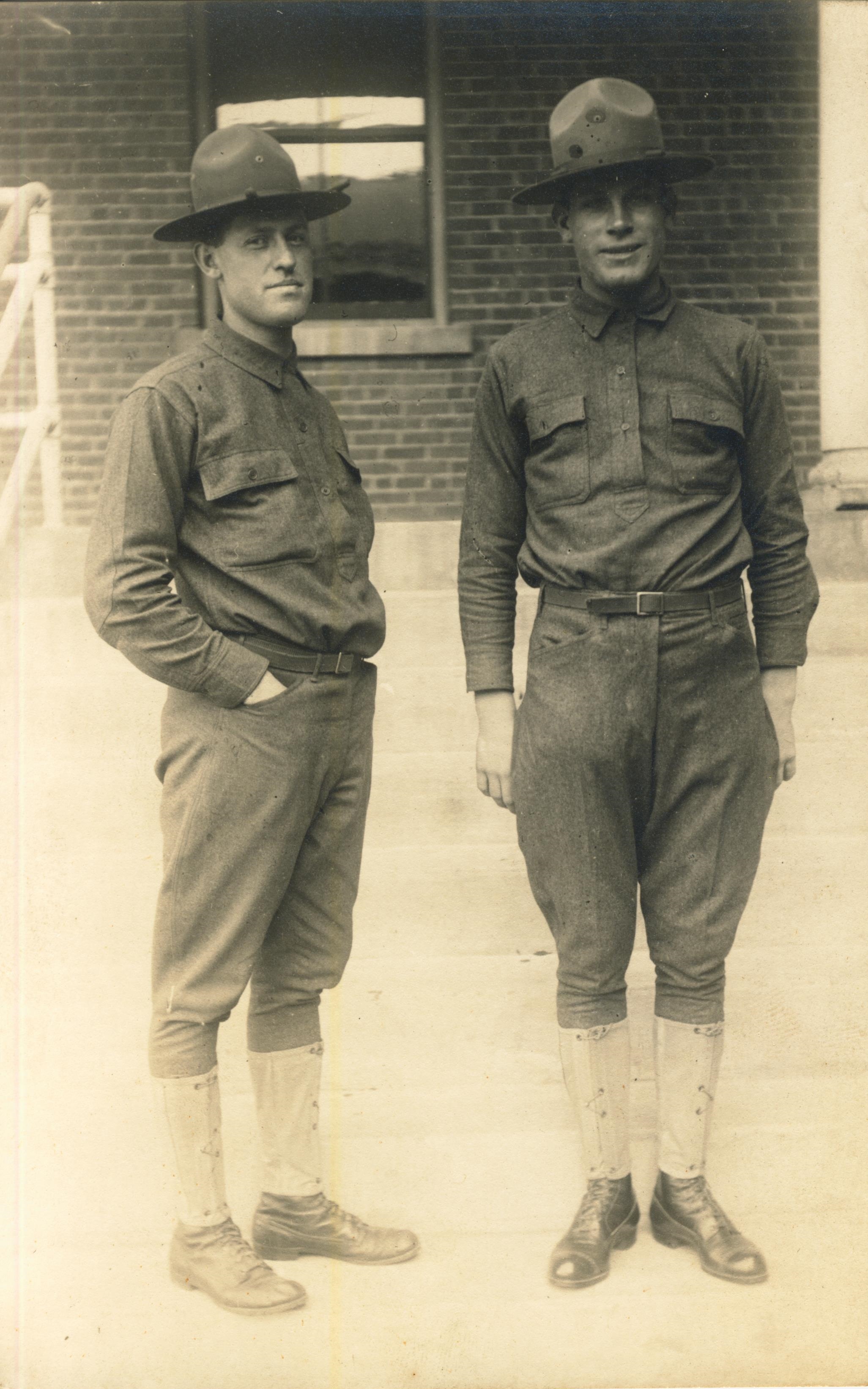 Written on back Fort Terry NY 3-31-15 Guy Bennett Boyd on left