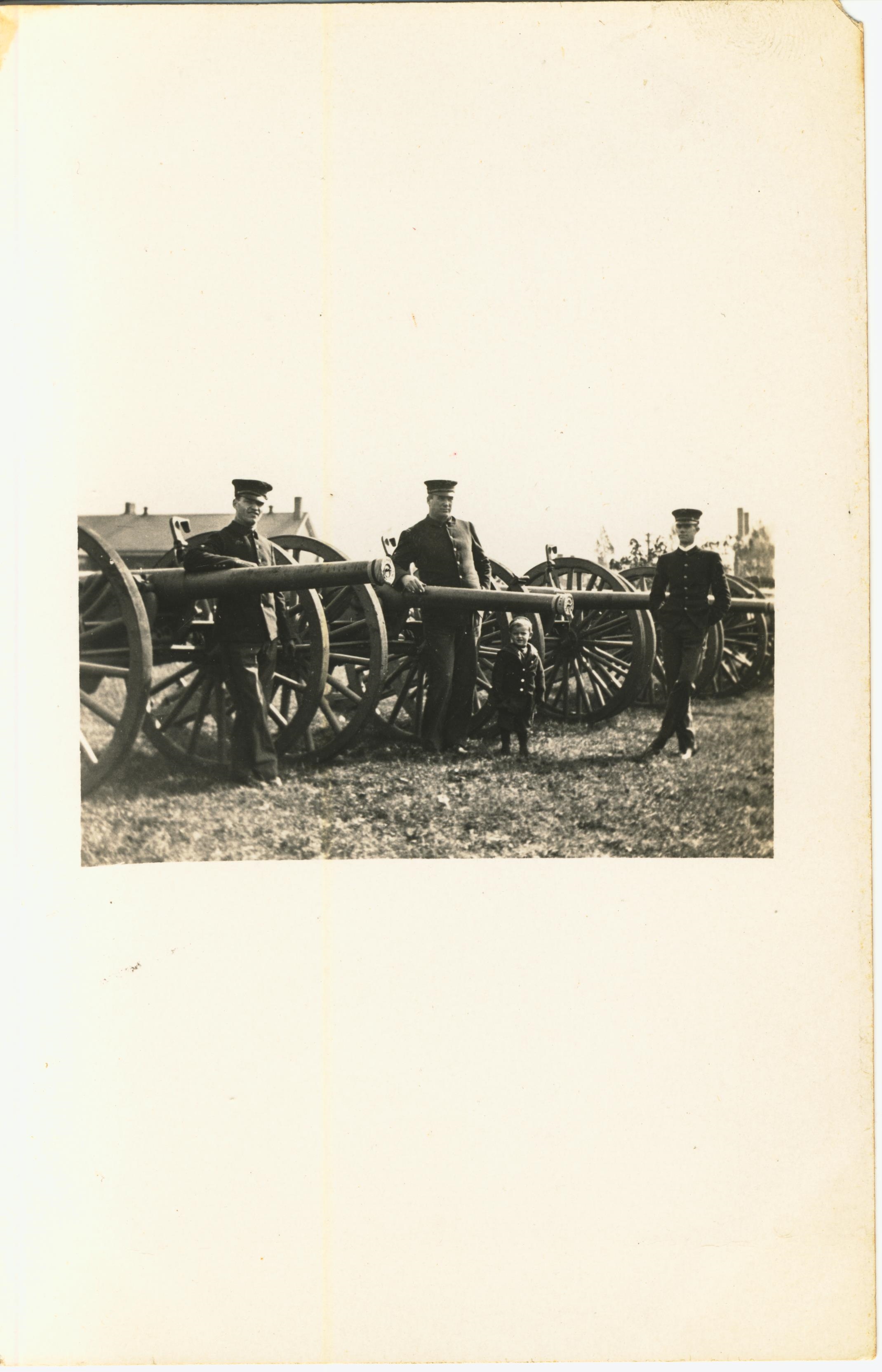 Written on back Fort Totten 1910 sample