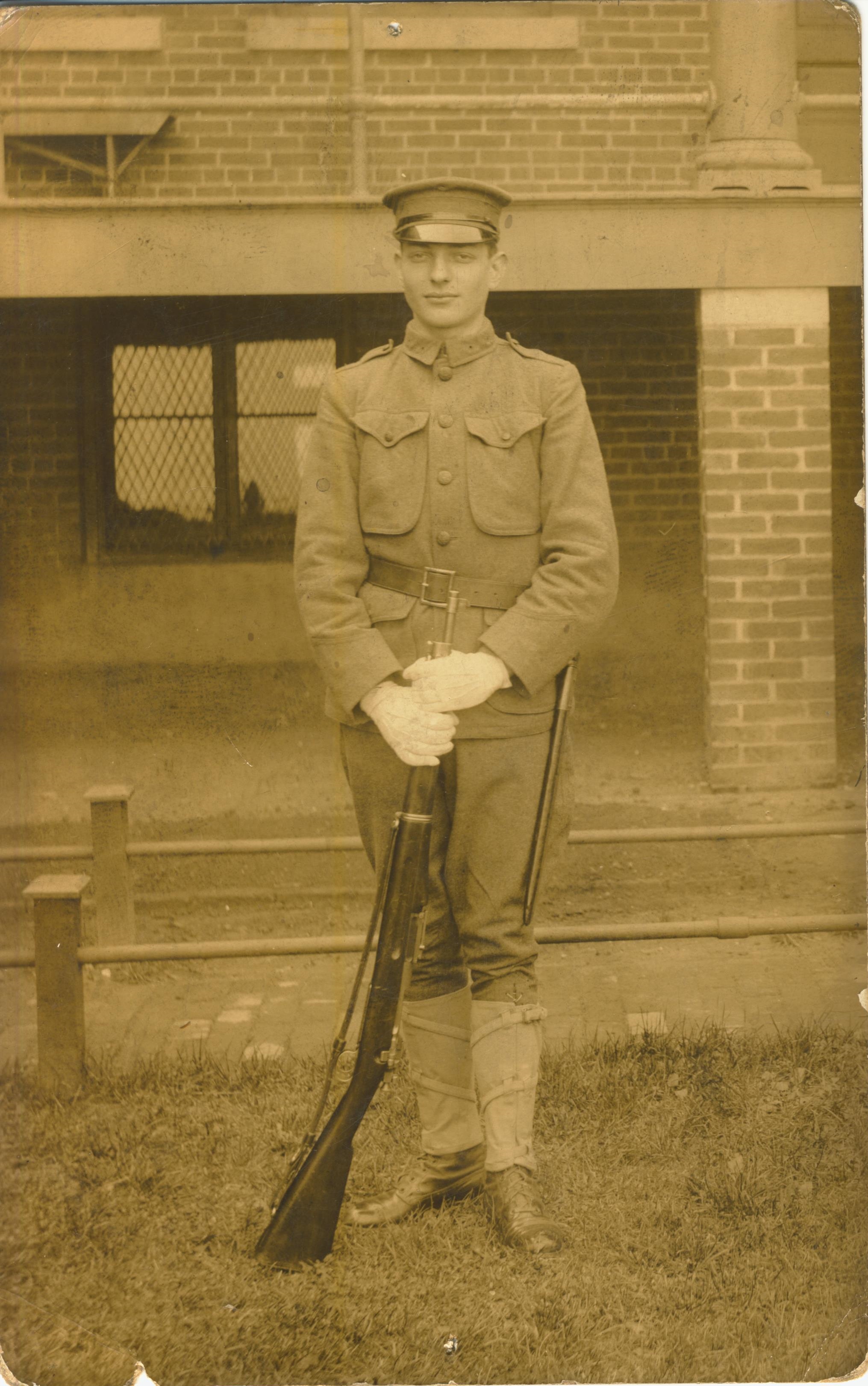 Written on back Raymond Butler Fort Terry NY ca 1915