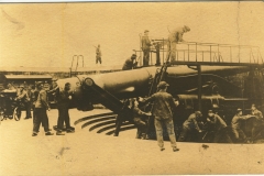 Loading 12 inch Disaapearing Gun