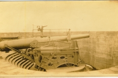 Man on disappearing gun Staten Island written on back