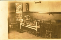 Soldiers on Bunk photo likely taken at Fort Terry NY