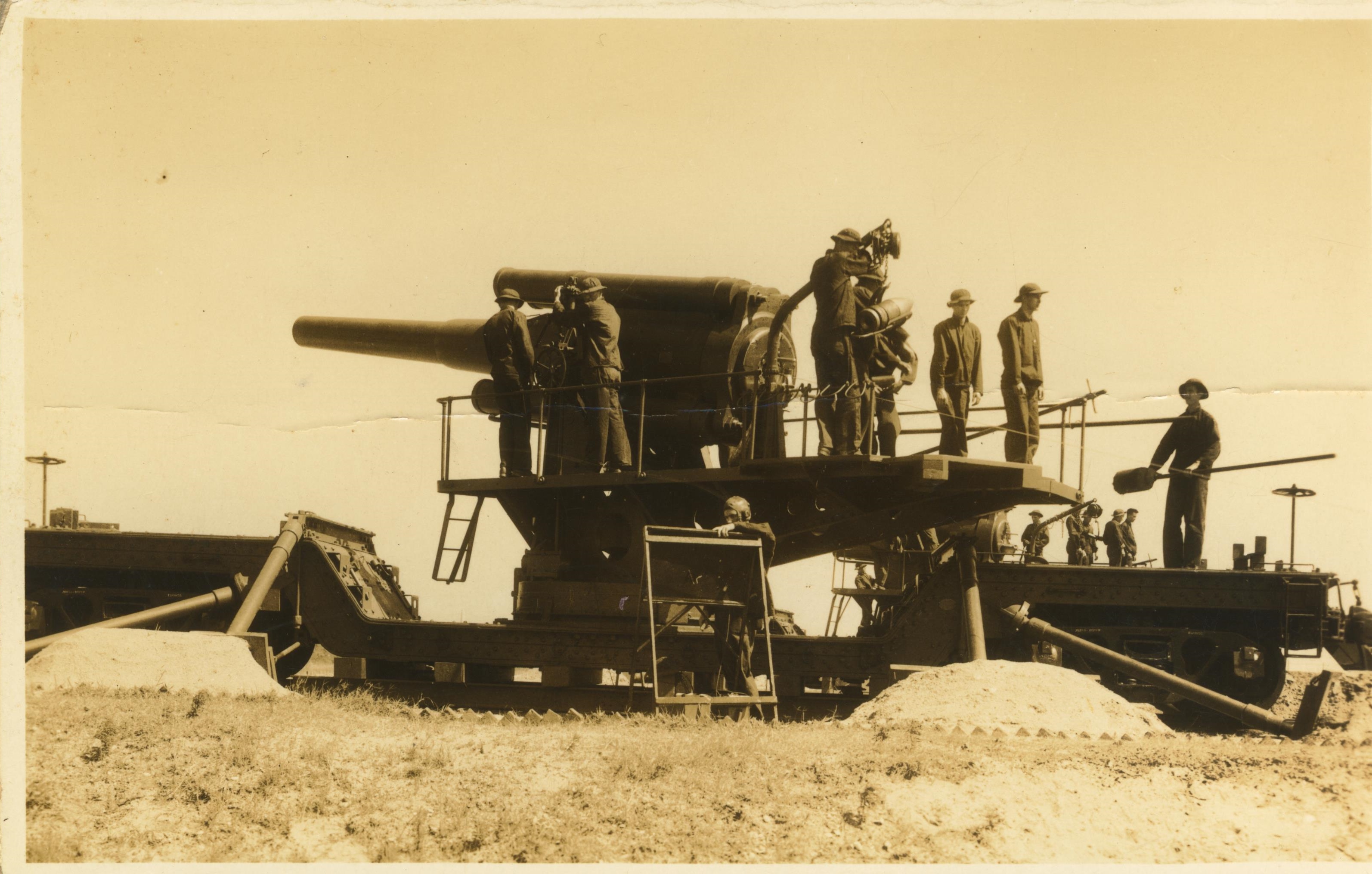 8 inch railway gun