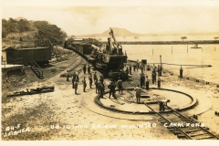 U.S. 14 inch R.R. gun mounted Canal Zone