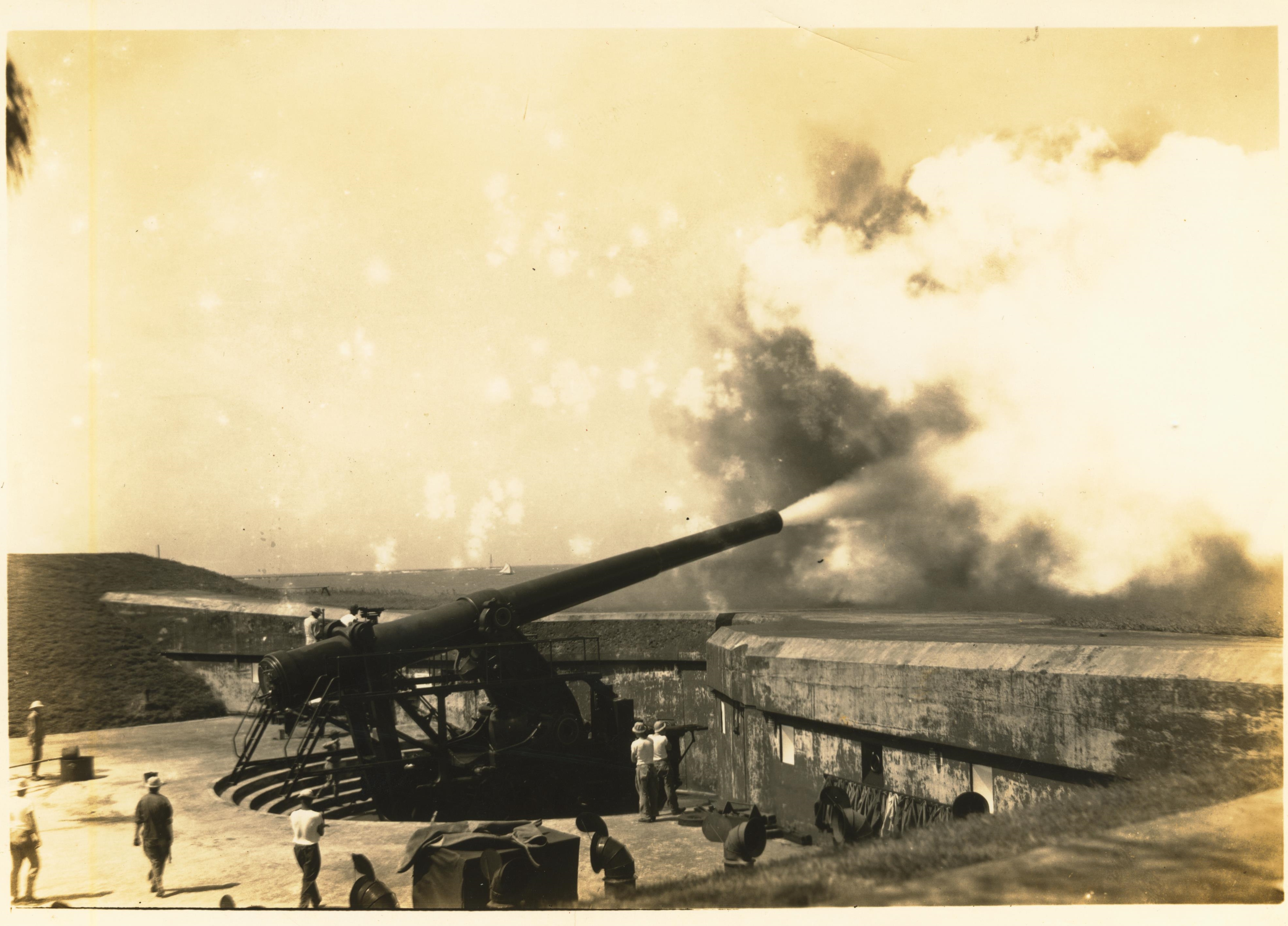 Disappearing Gun Firing Canal Zone